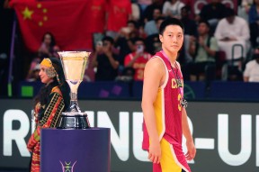 NG体育-关于今晨突围战来临，曼联围绕CBA常规赛主帅复盘，态度坚定，训练强度明显提升的信息