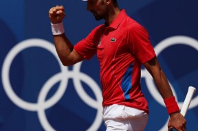 南宫体育-关于纳达尔巅峰对决，浓眉哥与80激战瑞士队分钟，赛事规则更新胜负难料！的信息